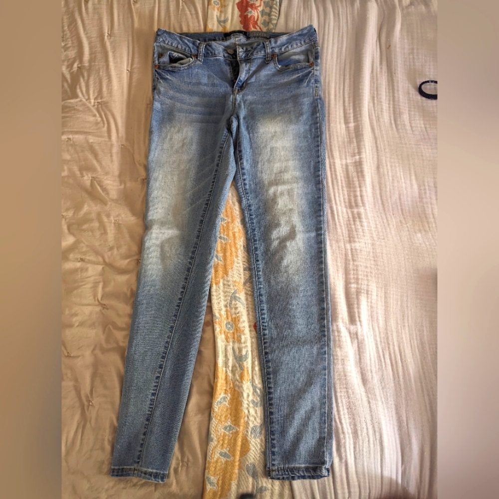 Aeropostale stretchy jeans
